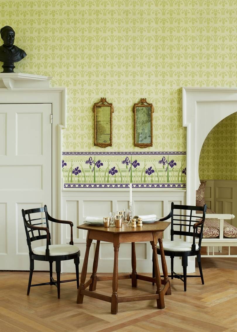 How to do an Arts & Crafts interior | House & Garden Arts And Crafts For Adults, Arts And Crafts House, Home Crafts, Craft House, Brown Furniture, How To Clean Furniture, Rustic Furniture, Bedroom Furniture, Arts And Crafts Interiors