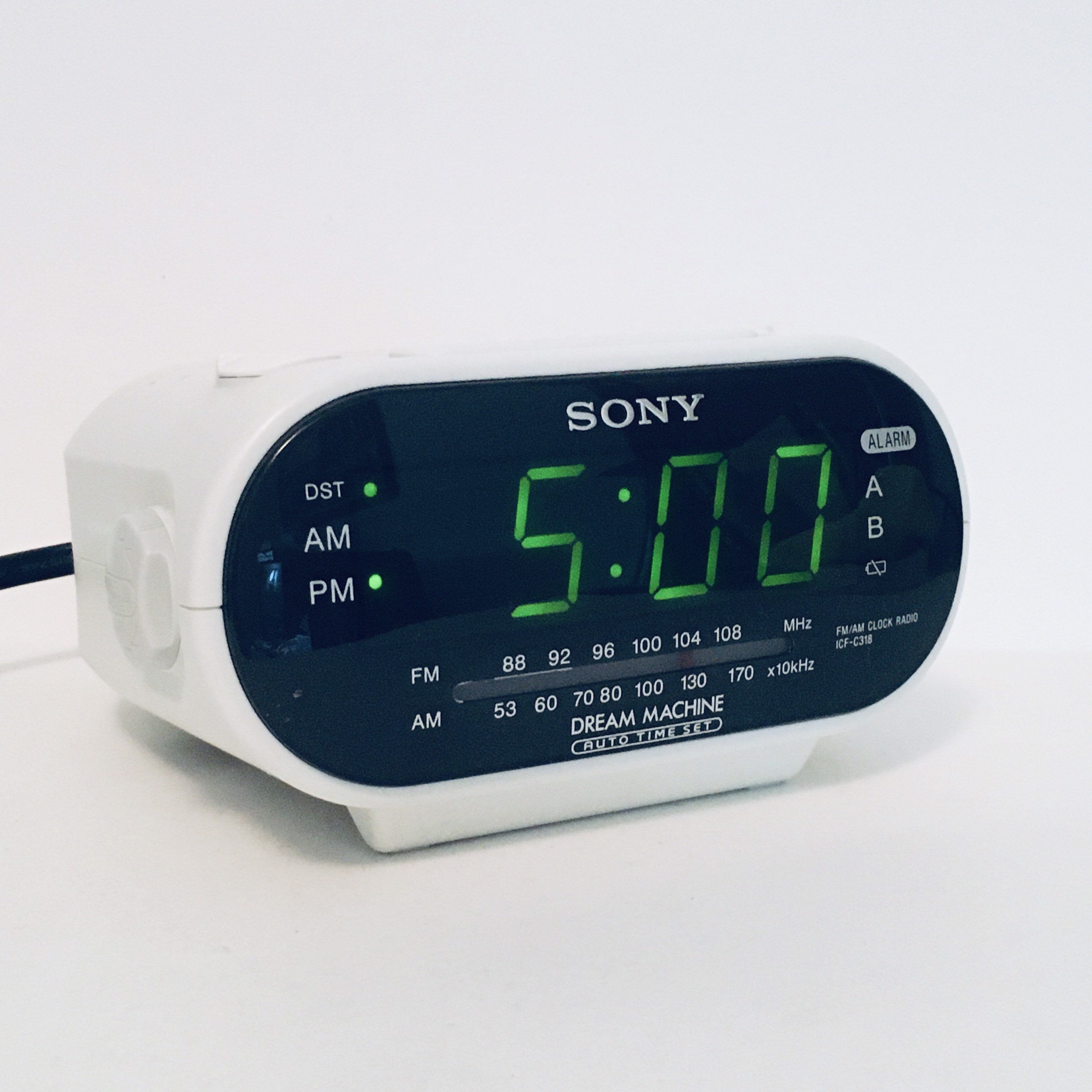Sony Dream Machine Model Icf C318 Dual Alarm Auto Time Set Etsy Vintage Clock Digital Clock Radio Clock