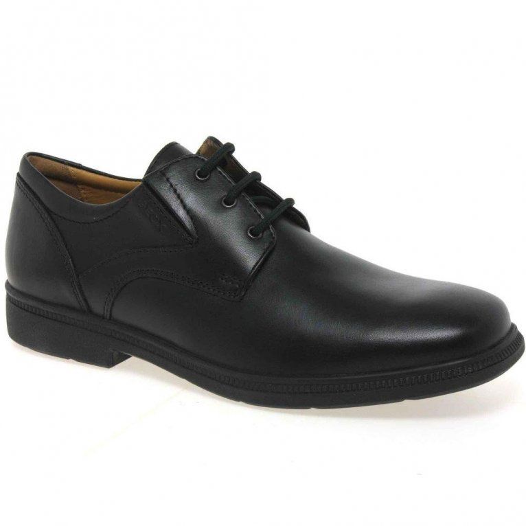 Geox J Federico A boys school shoes in black leather. Geox J Federico A boys school shoes in black leather.