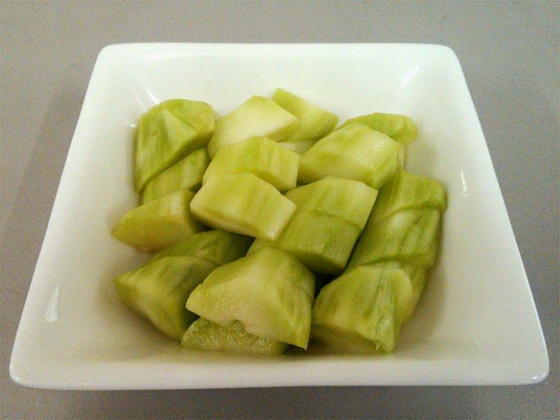 オーガニック! POD 広報部のブログ オーガニックこぼれ話: ブロッコリーの茎でぬか漬け! Honeydew, Celery, Vegetables, Fruit, Note, Blog, Recipes, Vegetable Recipes