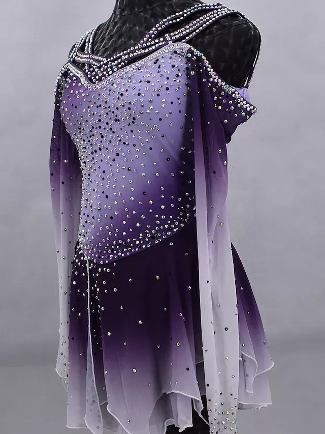 Figure Skating Dress Women's Girls' Ice Skating Dress Outfits Grey Back Cross Mesh Spandex High Elasticity Training Competition Skating Wear Handmade Crystal / Rhinestone Gradient Color Long Sleeve 2022 - KZT 110571.3 Ice Dance Dresses, Ice Skating Dresses, Dance Outfits, Dress Outfits, Dress Up, Cute Outfits, Figure Skating Outfits, Figure Skating Costumes, Dress Drawing
