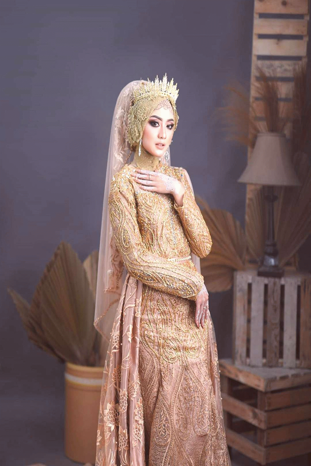 2016 Beautiful Muslim Bridal Veils With Many Beading And Pearls Real Photos Bling Bling Muslim Brides Hijab With Lace Appliqued Edge Bridal Blusher Veils Headpi Bridal Veil Bridal Accessories Wedding Veil Headpiece