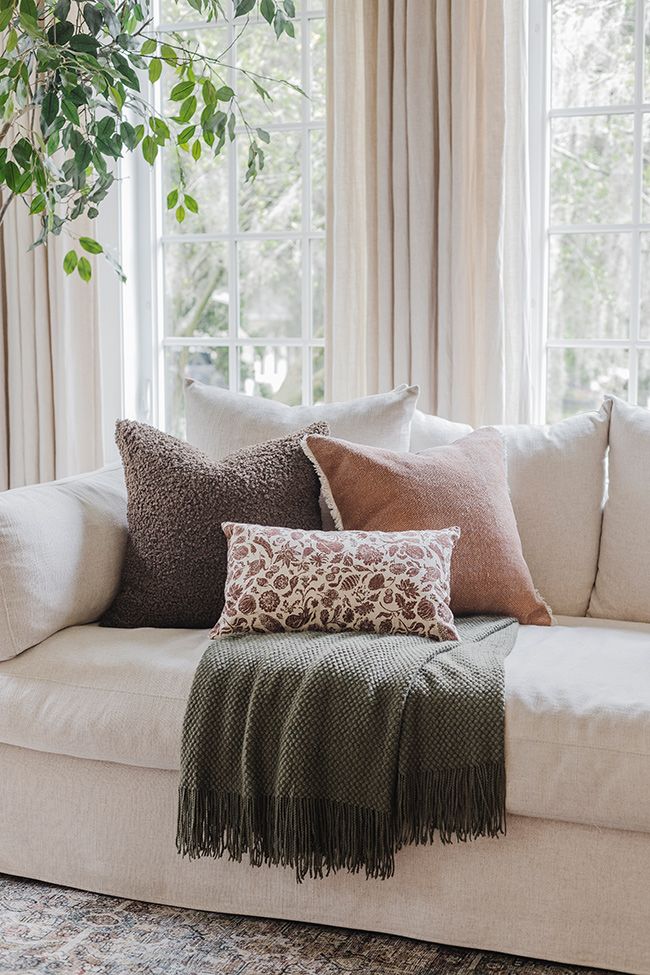 Living Room Inspo, Living Room Inspiration, Home Decor Inspiration, Home Living Room, Living Room Decor, Decor Ideas, Cottage Living, Bedroom Inspo, Living Area