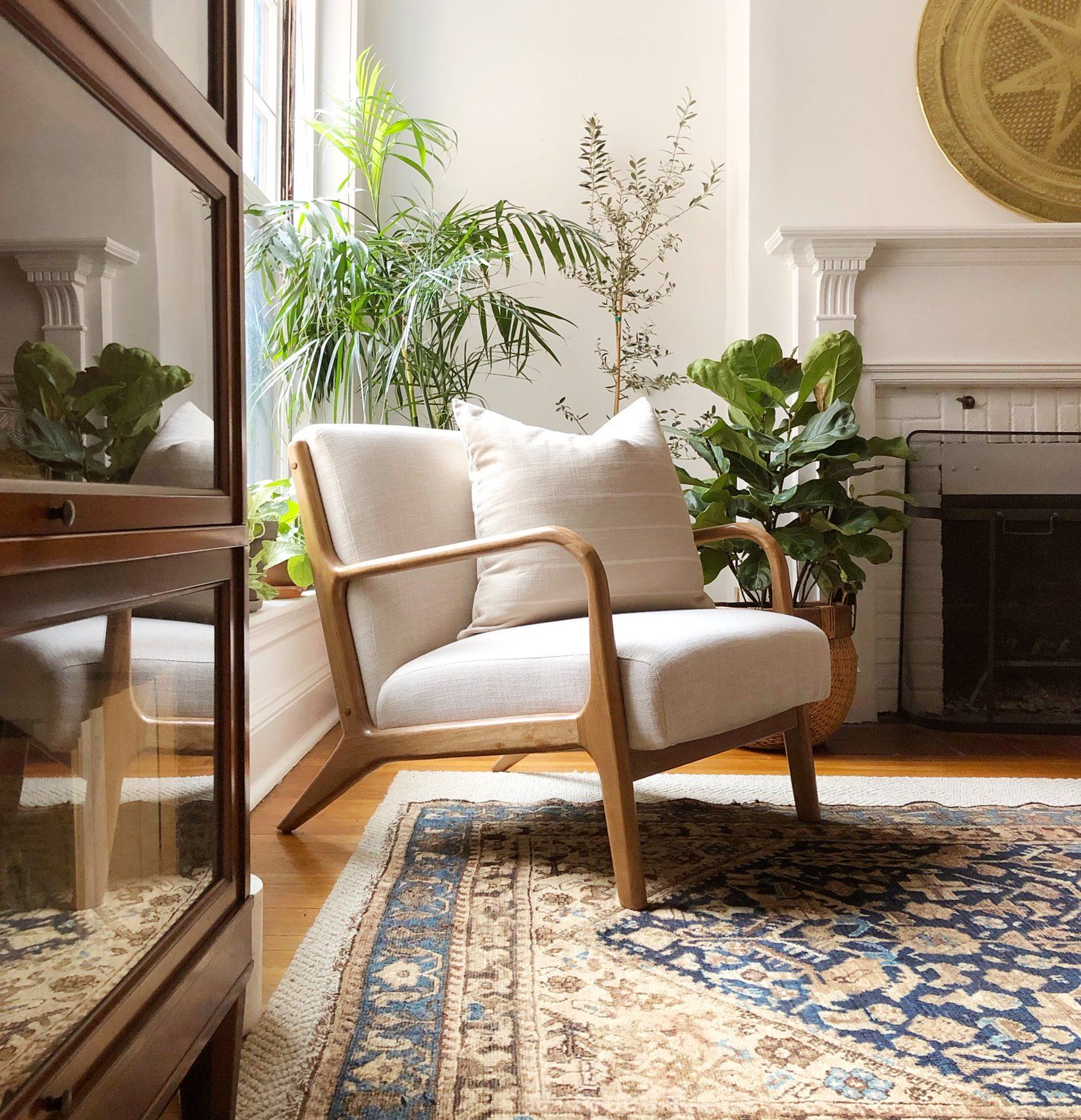 Buh-Bye Sad Grays, Hello New Neutrals! The Paint Colors We're Loving for 2019