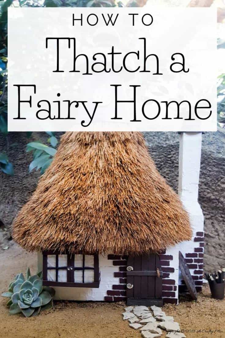 How to thatch a fairy roof and make the cutest fairy house ever using an old lamp shade #recycle #ThatchRoofDIY #ACraftyMix #Repurpose #fairygarden #lampshade Fairy House Crafts, Fairy Tree Houses, Fairy Garden Crafts, Fairy Home, Fairy Garden Houses, Fairy Gardening, Gnome Garden, Old Lamp Shades, Faeries Gardens