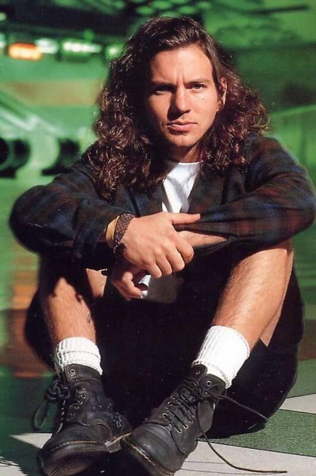 Flannel Shirts is listed (or ranked) 1 on the list Embarrassing '90s
