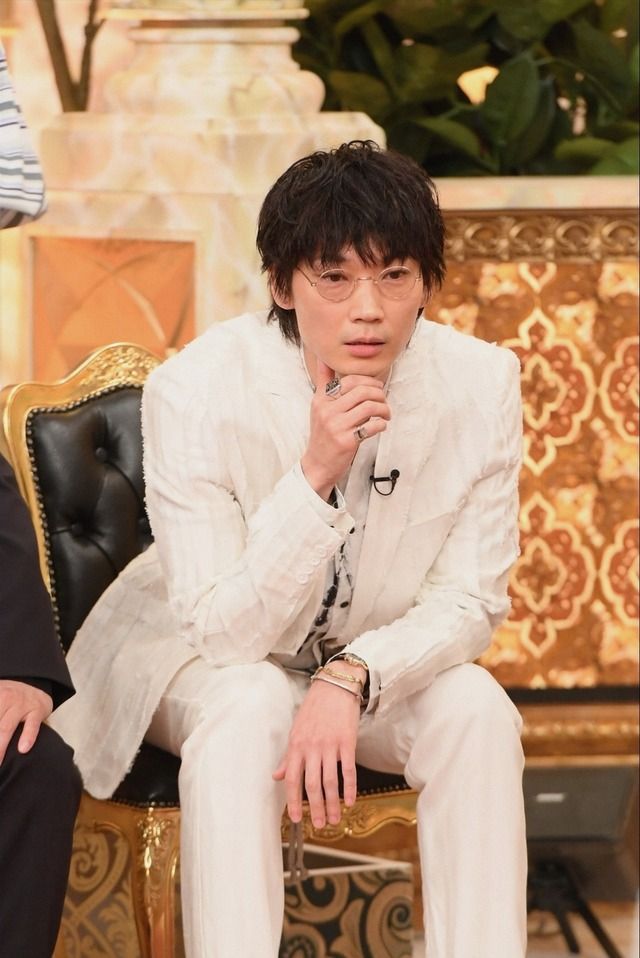 画像2 3 綾野剛 銀髪姿が話題 かっこいいの極み Artofit 画像2 3 綾野剛 銀髪姿が話題 かっこいいの極み Artofit