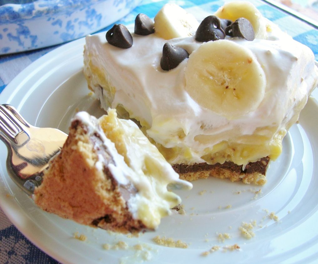 PEANUT BUTTER-CHOCOLATE BANANA PIE « The Southern Lady Cooks #bananapie