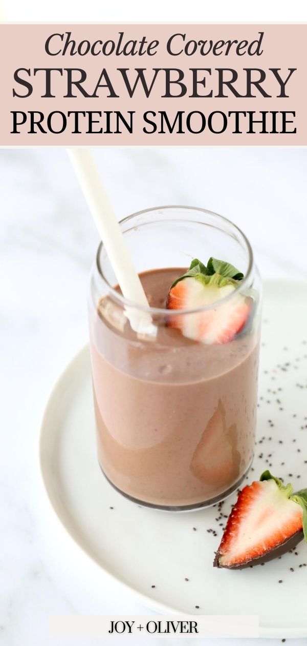 Chocolate Covered Strawberry Protein Smoothie is a delicious flavor combination of chocolate protein powder, frozen strawberries, banana, and vanilla almond milk. This is a protein smoothie that tastes like dessert, so it's kind of like having dessert for breakfast! It is full of flavor and loaded with protein, so you are getting the best of both worlds. Protein Powder Smoothie Recipes, Strawberry Protein Smoothie, Protein Breakfast Smoothie, Protein Powder Shakes, Protein Shake Recipes, Frozen Smoothie, Chocolate Protien Shake, Chocolate Protein Smoothie, Smoothies With Almond Milk