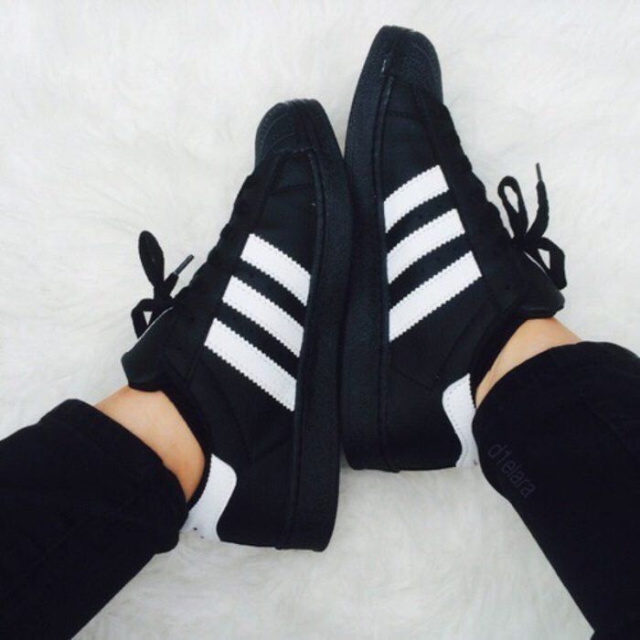 tenis adida negro