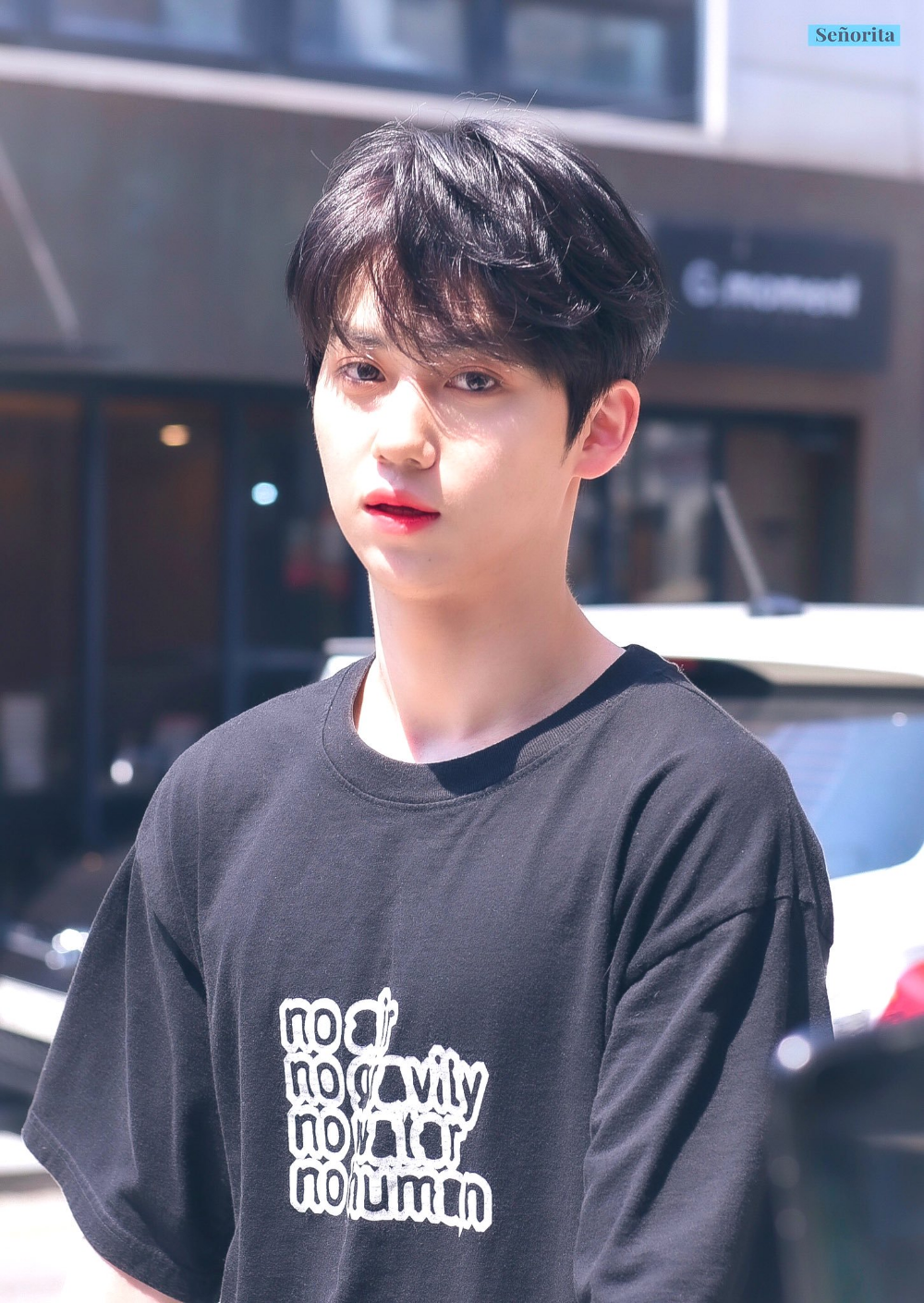 hwang yunseong woollim rookies produce x 101 hwang yunseong woollim rookies produce x 101