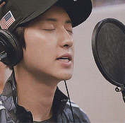 Chanyeol Singing Stay With Me Chanyeol Exo Kpop Chanyeol Sing For You If I Stay