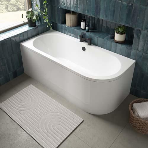 White Space Reinforced J-Bath Double Ended Bath - White Bathroom Bath Mats, Bathroom Renos, Dream Bathroom, Small Bathroom, Bathroom Ideas, Bath Tube, Double Ended Bath, Bath Panel, White Minimal