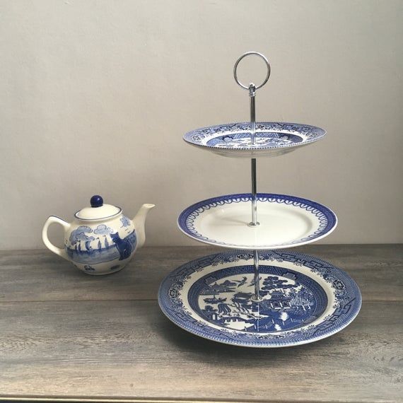 Classic blue & white ceramic 3 tier cake stand: vintage wedding xmas birthday 20th anniversary housewarming gift afternoon tea party table #20thanniversarywedding Classic blue & white ceramic 3 tier cake stand: vintage wedding xmas birthday 20th anniversary house #20thanniversarywedding