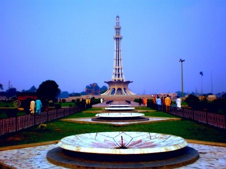 15 Amazing Wallpapers Of Pakistani Monuments With Images