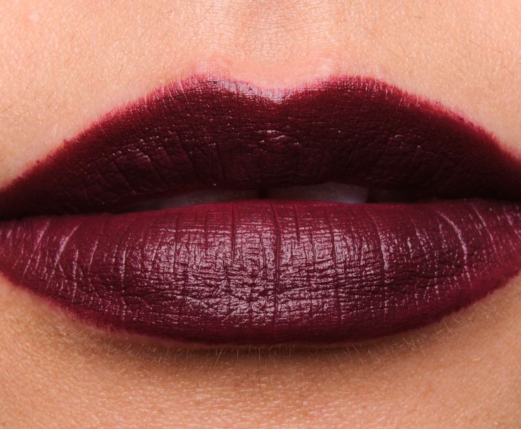 christian louboutin velvet matte lip colour in very prive