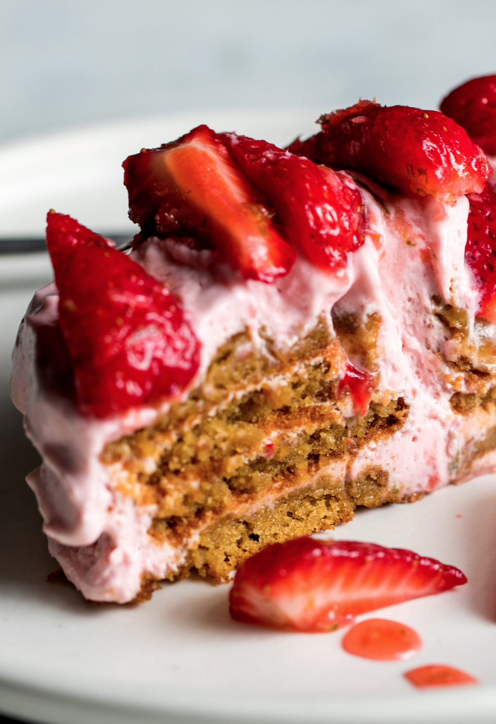 strawberry gingersnap icebox cake recipe recipe recipes icebox cake recipes cooking inspiration strawberry cream cheese icebox cake on strawberry gingersnap icebox cake recipe recipe recipes icebox cake recipes cooking inspiration pinterest