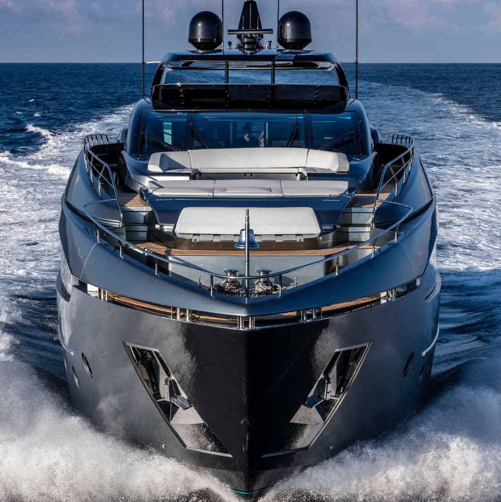 Riva Yacht Official on Twitter Luxury yachts, Boats luxury, Super yachts