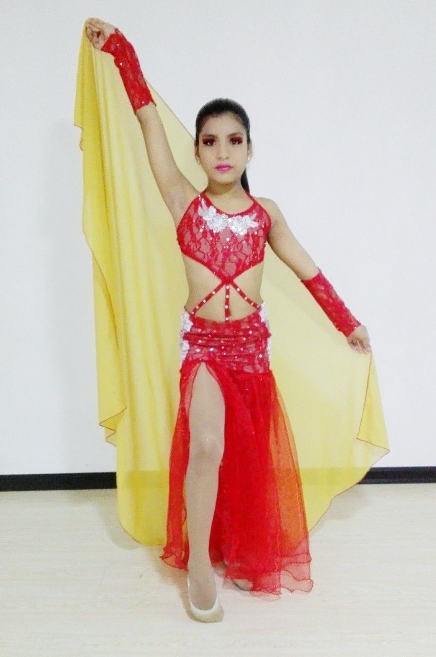 Pin de Confecciones K&B en Trajes de baile | Traje de baile, Baile, Trajes Como Vestir Para Un Baile De Banda