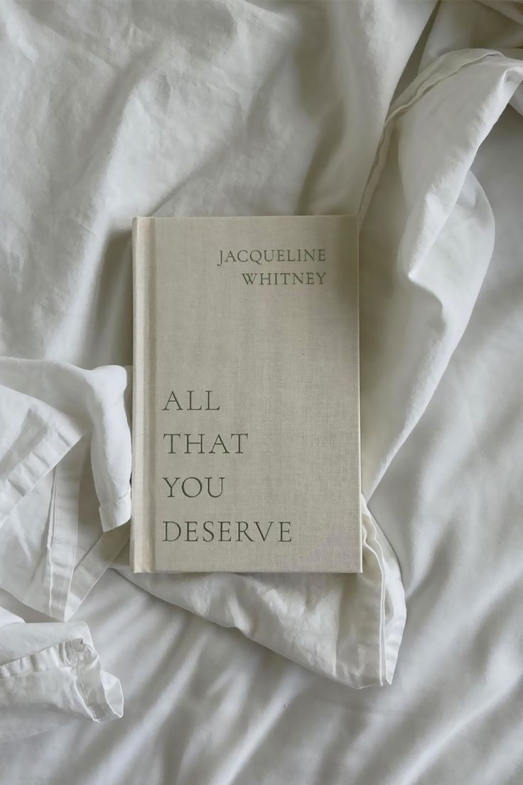 List of 7 Aesthetic Books to read in 2022 Nº6 | All That You Deserve ''I hope you never tell yourself that you are worth nothing because you are worth everything.'' – Jacqueline Whitney Self Love Books, Best Self Help Books, Top Books To Read, Best Books For Teens, Best Poetry Books, Good Books, Book Suggestions, Book Recommendations, Book Lists