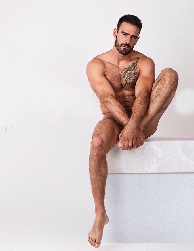 Tubes porn gay tranny Is brett hoebel gay