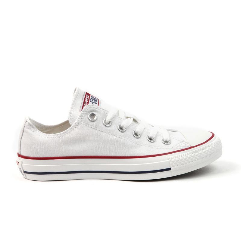 Zapatillas Converse All Star Ox. ¿Con unos jeans? ¡Genial!  #elplanetadelasmarcas.es #welovefashio | Converse all star, Zapatillas  converse, Zapatillas