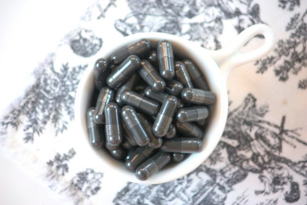 Whiten Teeth Naturally with NO Dangerous Chemicals - Healthy Home #howtowhitenyourteeth