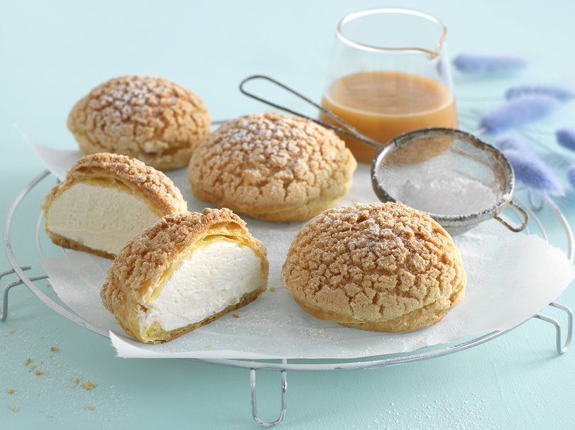 Mariaboller med salt karamellkrem - Bremykt Small Cake, I Love Food, Hamburger Bun, Macarons, Indulge, Med, Muffin, Salt, Cookies