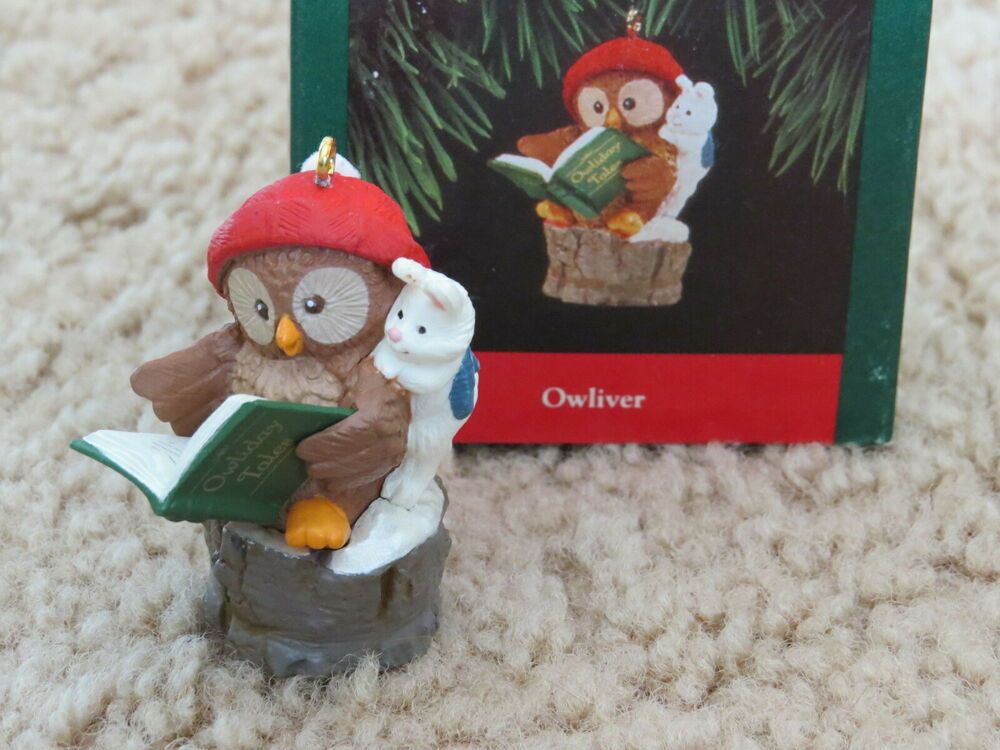 2017 Hallmark MINIATURE Keepsake Ornament A CREATURE WAS STIRRING 1st in Series