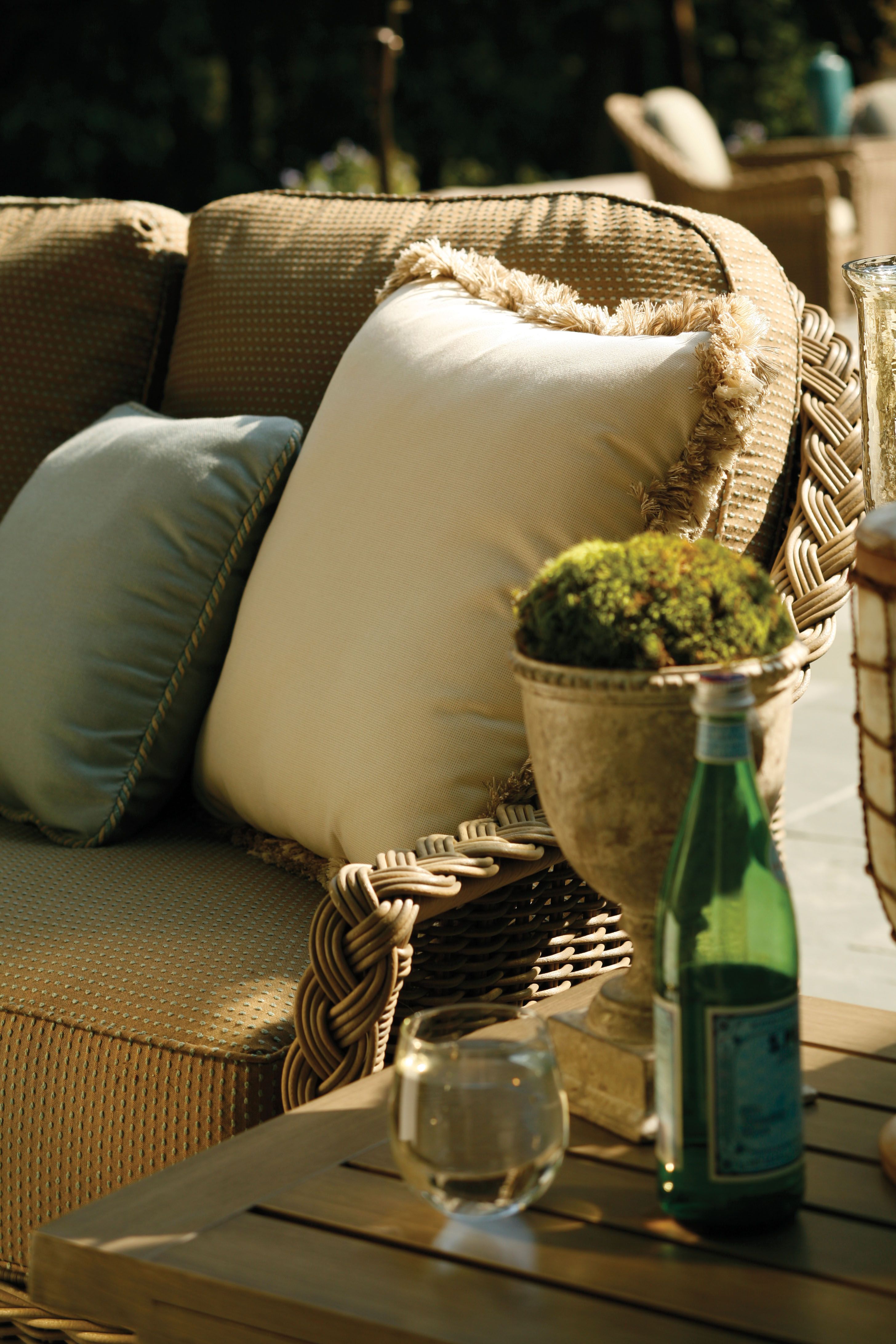 The Summer Classics Sedona collection features a hand ... The Summer Classics Sedona collection features a hand ... on Fine Living Patio Set id=40658