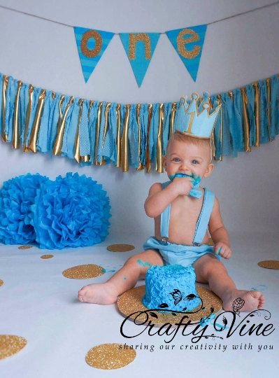 Gold and light blue cake smash set Gold and light blue cake smash set