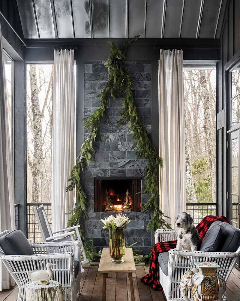 This North Carolina Home is An Enchanting Winter Escape