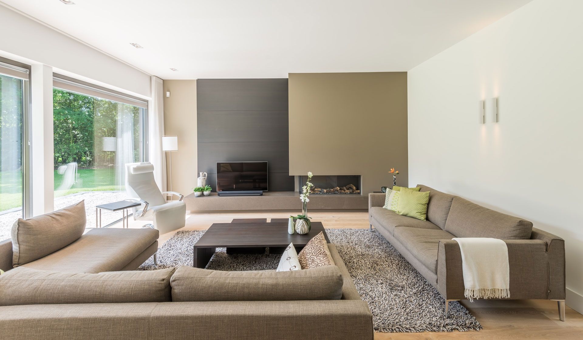 Modern, Home Decor, Paint Colors For Living Room, Trendy Tree, Decoration Home, Room Decor, Home Interior Design, Home Decoration, Interior Design