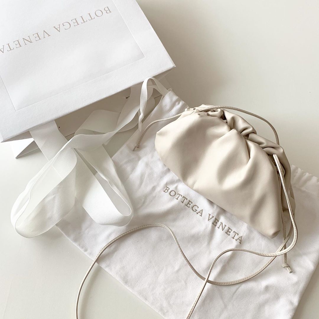 Izumii on Instagram: “BOTTEGA VENETA THE POUCH 20 IN BUTTER CALF ...