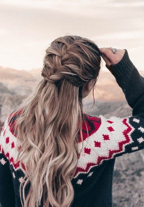 25 einfache Frisuren für langes Haar