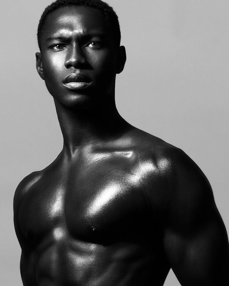 Chilltones Black Male Models Male Portrait Poses Male Models Poses chilltones-black-male-models-male-portrait-poses-male-models-poses