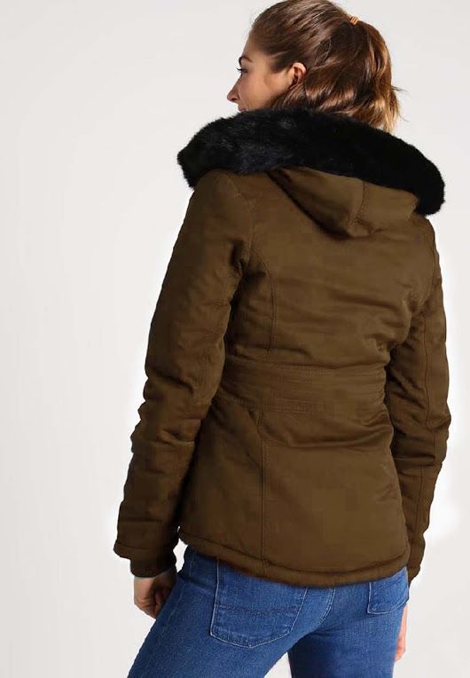 Bench Damen Jacke Jacke Parka Stonesgrip grün (Beetle) X Bench Damen Jacke Jacke Parka Stonesgrip grün (Beetle) X