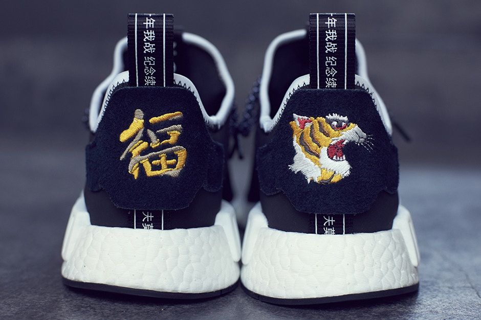 White Black Classic 2017 Adidas Nmd Runner Unisex Shoes