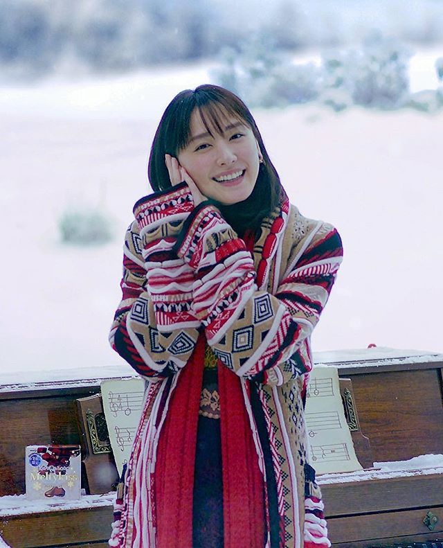 結衣ちゃん さんはinstagramを利用しています 明治メルティーキッス 雪原のピアノ 篇 新垣結衣 ガッキー Artofit 結衣ちゃん さんはinstagramを利用しています 明治メルティーキッス 雪原のピアノ 篇 新垣結衣 ガッキー Artofit