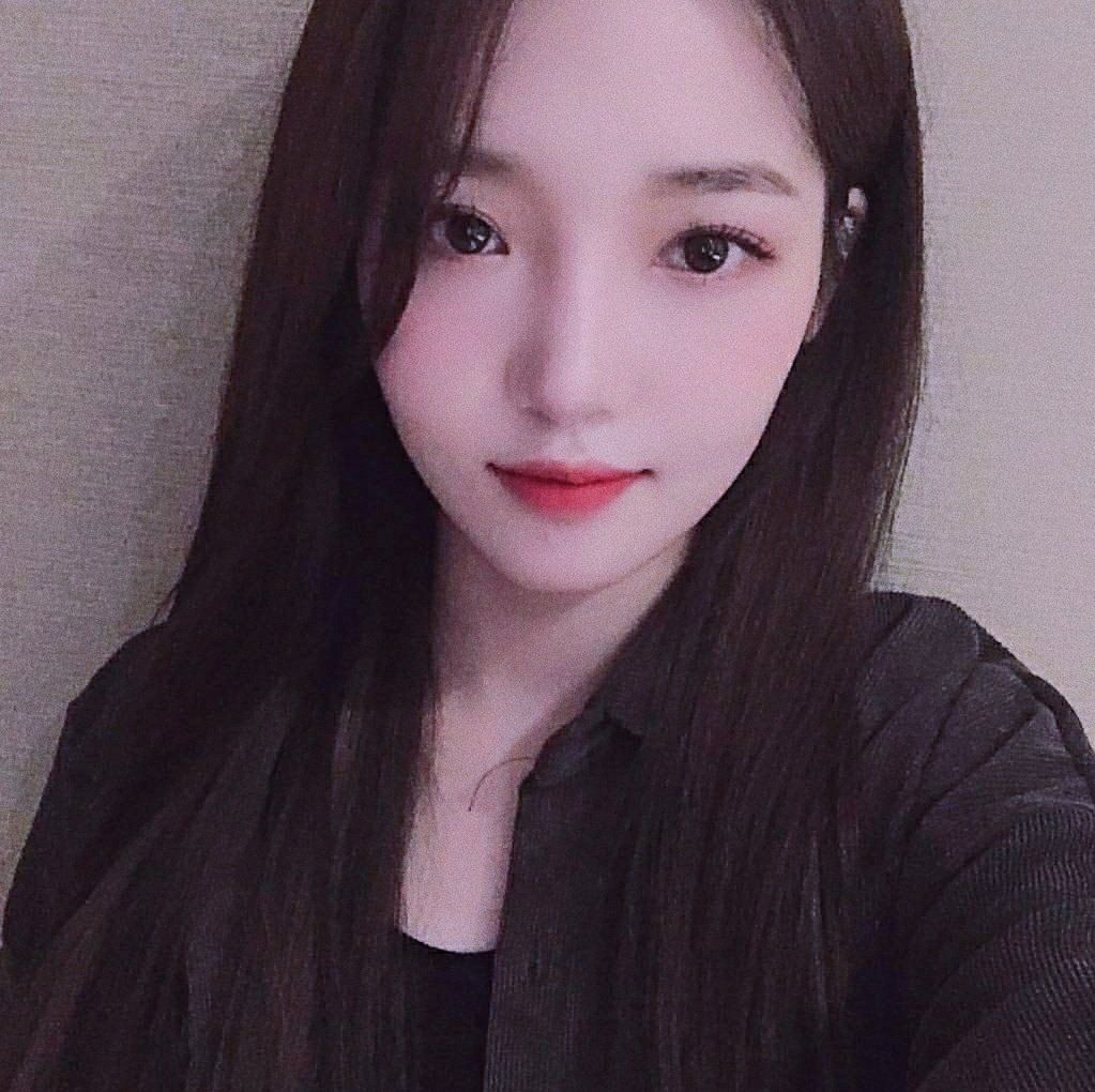 roh jisun pics on twitter 2021 beauty girl kpop girl roh jisun pics on twitter 2021 beauty girl kpop girl