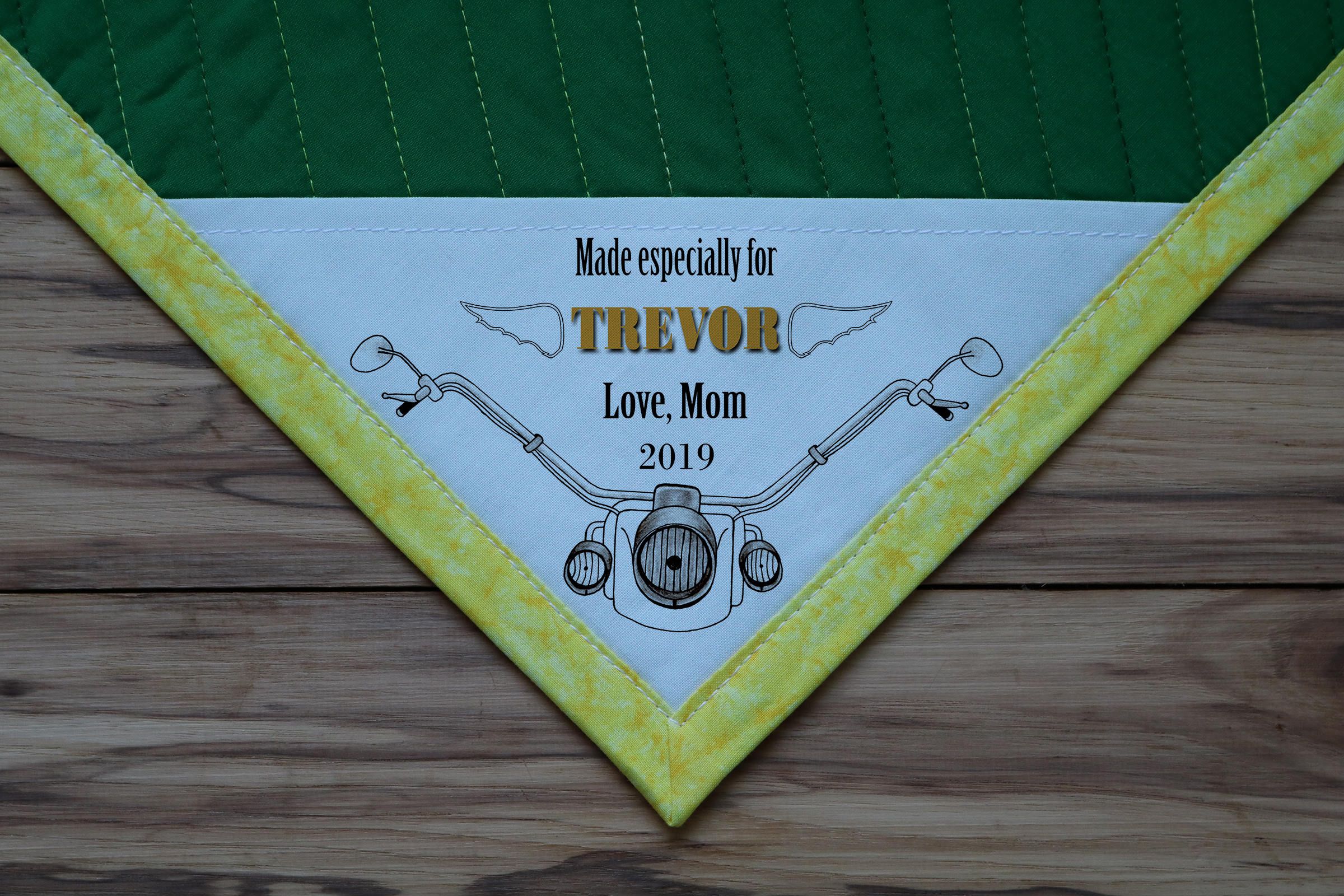 Large Triangle Quilt Label Personalized Sewing Labels | Etsy | Custom fabric labels, Sewing ...