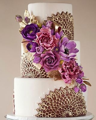 I Love The Glided Doily Pattern Of This Wedding Cake By Wild Orchid Instagram Post By Pick A Cake Oct 19 2017 At 11 23am Utc Purple Gold Weddingsgold