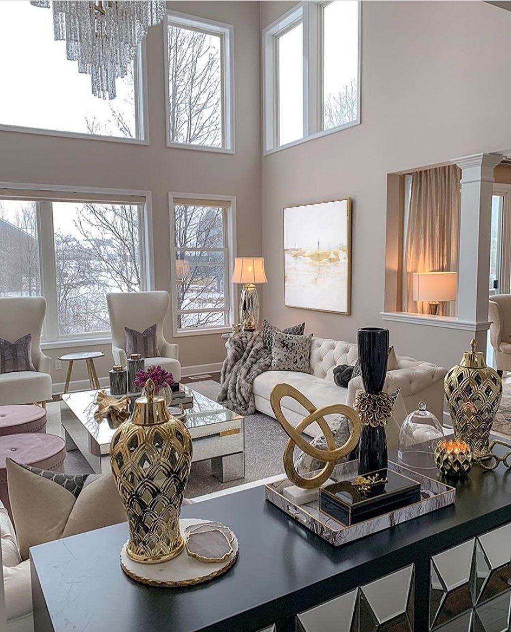 gold painting | Living room decor cozy, Elegant living room, Luxury