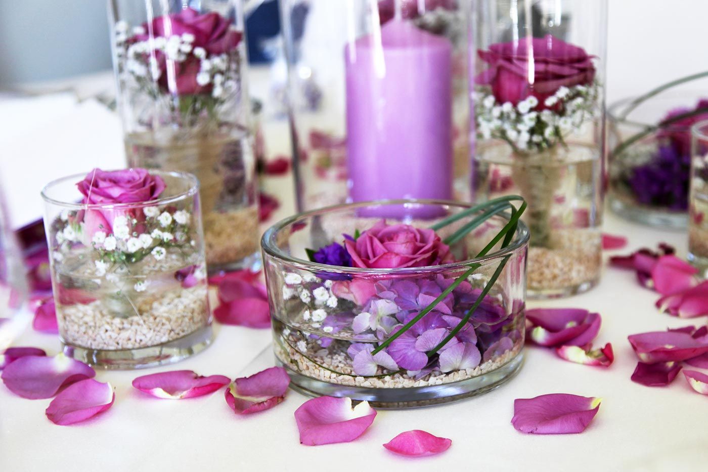 Blumendeko im Glas Tischdekoration hochzeit, Tischdeko hochzeit und Hochzeitstisch Blumendeko im Glas Tischdekoration hochzeit, Tischdeko hochzeit und Hochzeitstisch