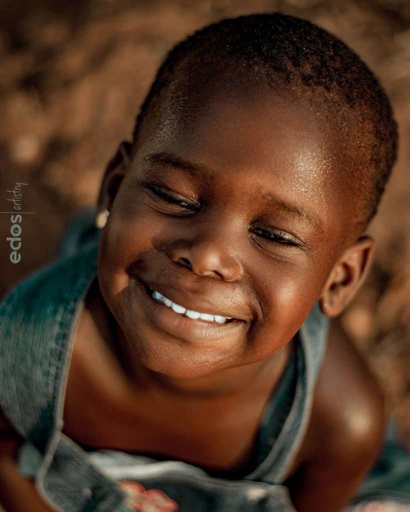 smiling african child