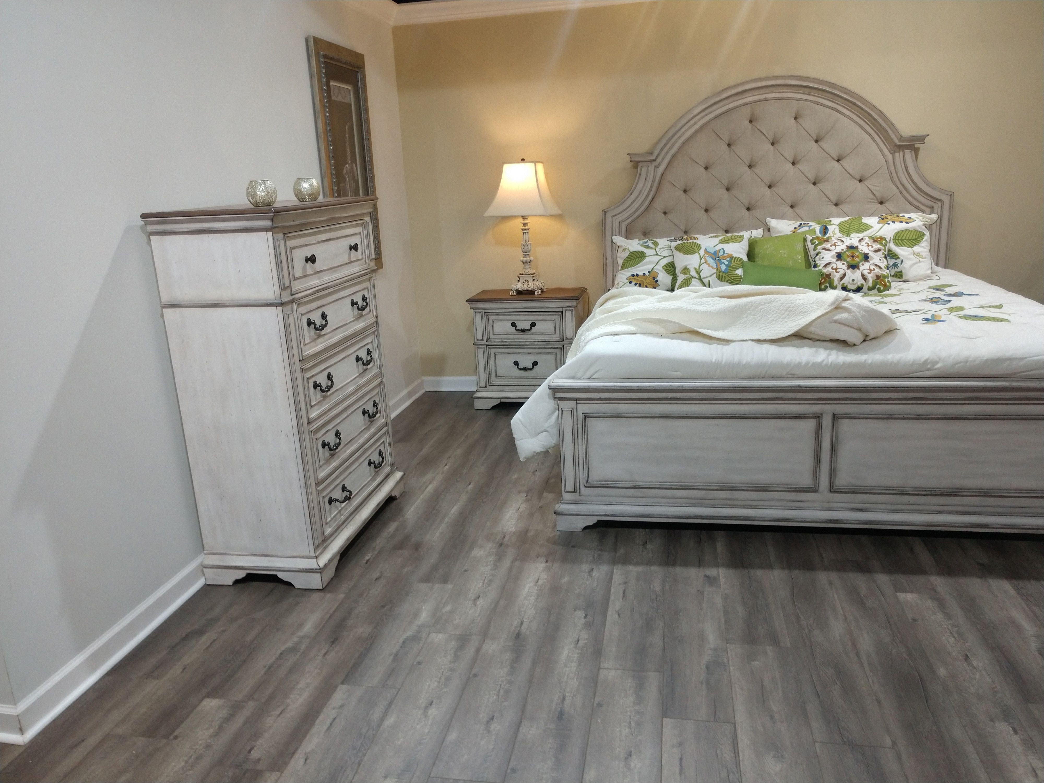 versailles oak bedroom furniture