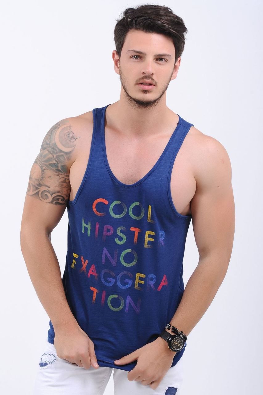 Cool Baskili Lacivert Atlet Giyim Indirim Kampanya Bayan Erkek Bluz Gomlek Trenckot Hirka Etek Yelek Mont Kase Erkek Tisort Trenckot Siyah Elbise