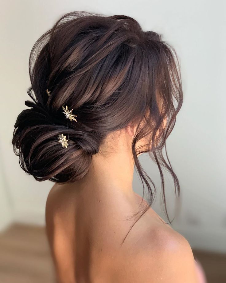 Sarko Beauty 🖤 Empowering Women by Inspiring Confidence 🖤 Luxury Human Hair 🖤 Website opens September 2020 👇🏽 Sign Up For #HairGoals Tips Intro Offer Today! www.sarkobeauty.com Up Dos For Medium Hair, Medium Hair Styles, Short Hair Styles, Elegant Hairstyles, Bride Hairstyles, Homecoming Hairstyles, Bridesmaid Hairstyles, Loose Hairstyles, Hairstyle Ideas