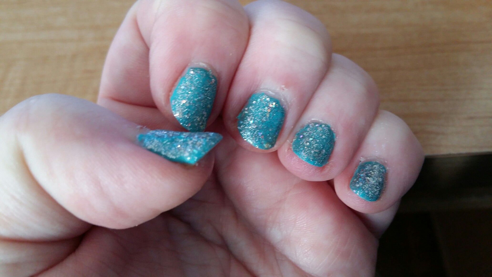 #shellac #gelnailpolish #nails #lightblue #sparkly #shiney | Shellac