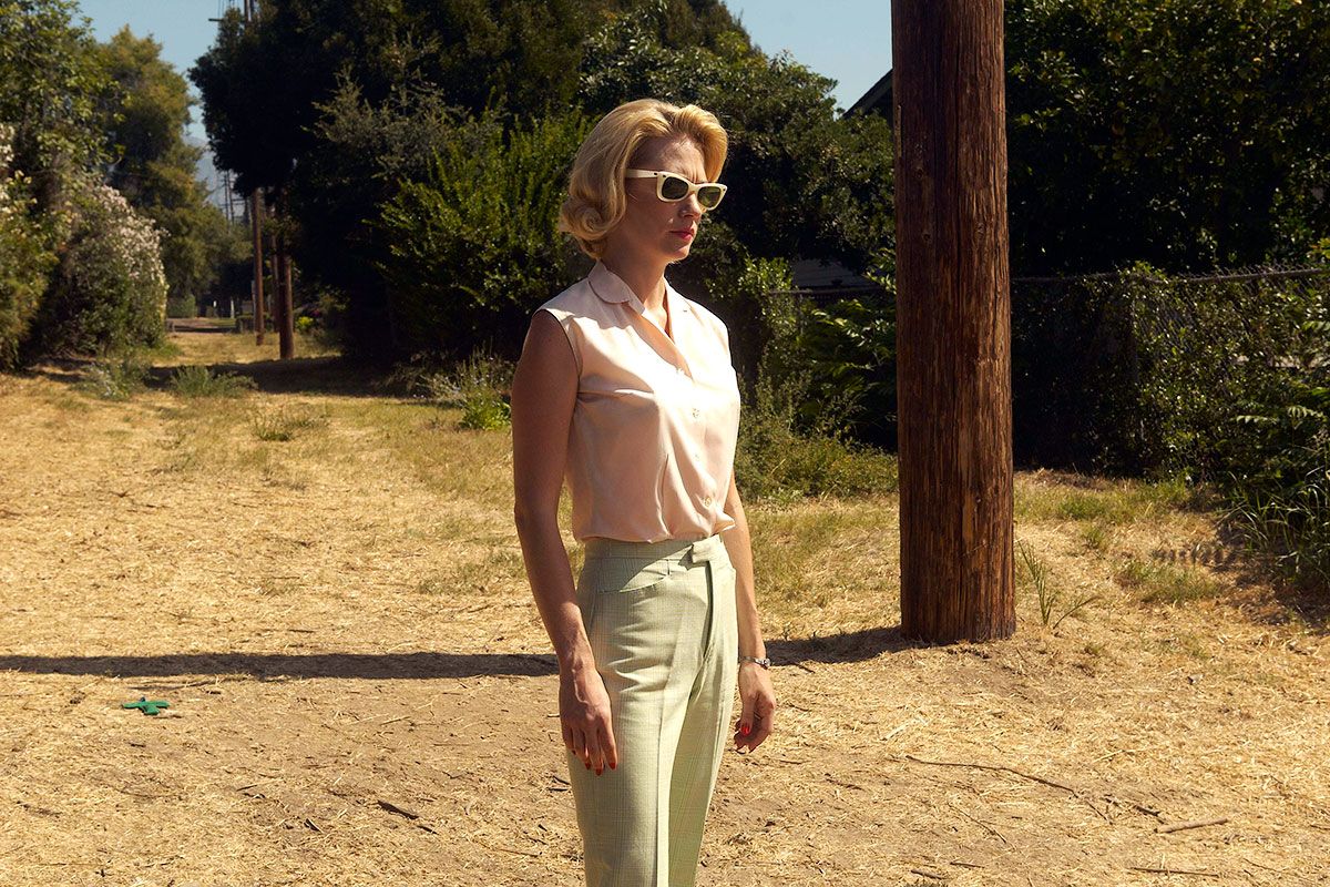 In honor of its final seasons, we round up Mad Men's best style moments. Betty Draper, Don Draper, Mad Men Fashion, Timeless Fashion, Fashion Fashion, Spring Fashion, Fashion Tips, Fashion Trends, Mad Men Season 5